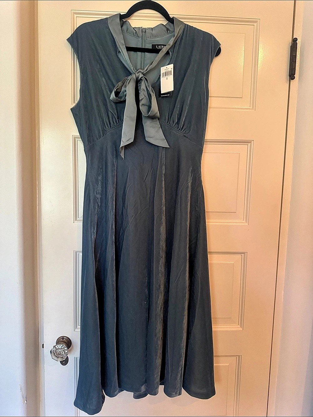 Lauren Ralph Lauren Velvet Tie-Neck Midi Dress Blue Size 8 Hoilday